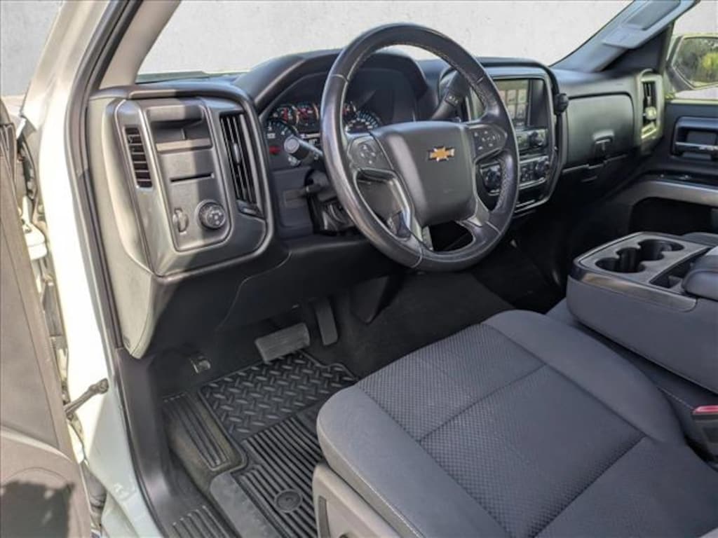 Used 2018 Chevrolet Silverado 1500 LT Truck Crew Cab
