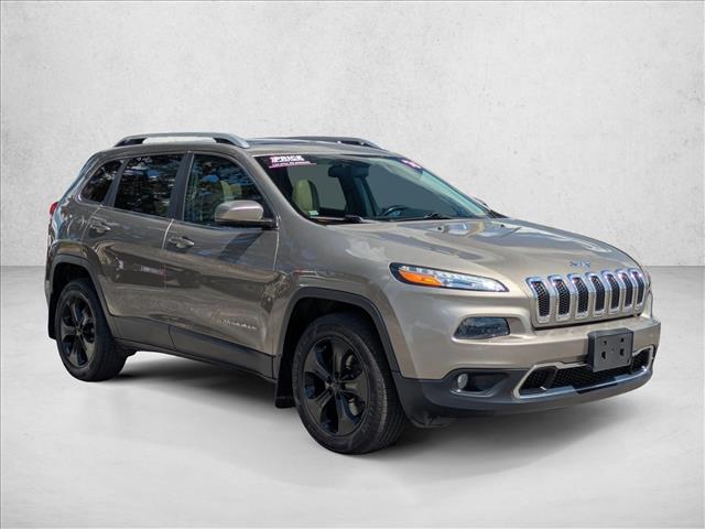 2016 Jeep Cherokee Limited Sport photo 3