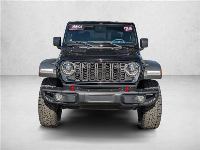 2024 Jeep Gladiator Rubicon photo 2