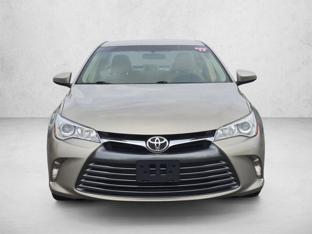 Used 2017 Toyota Camry LE Sedan