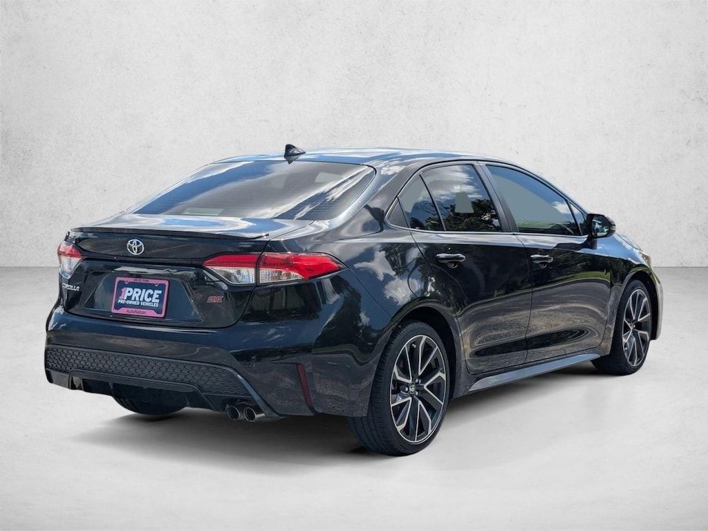 Used 2020 Toyota Corolla SE Sedan
