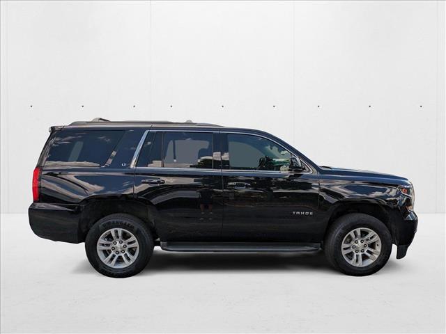2017 Chevrolet Tahoe LT photo 4