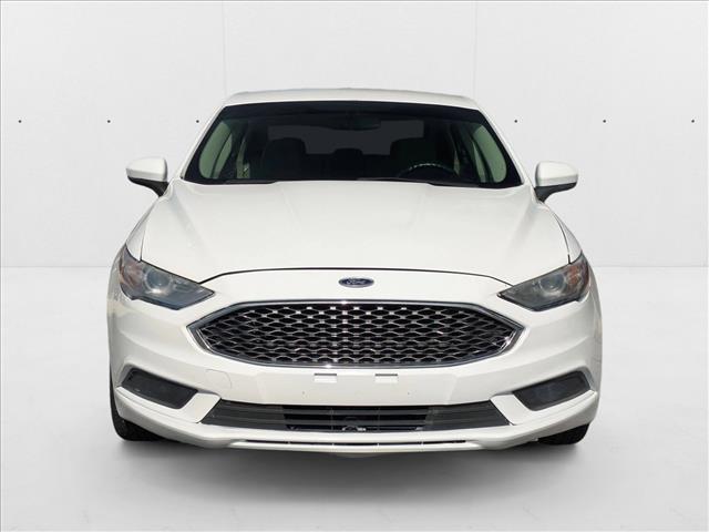 2018 Ford Fusion SE photo 2