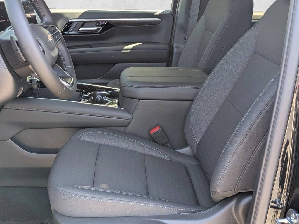 Used 2026 Chevrolet Suburban LS SUV