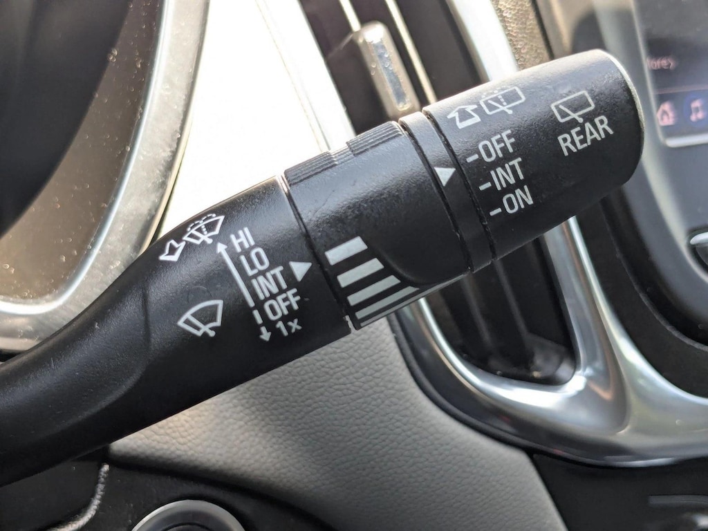 Used 2020 Chevrolet Equinox LS SUV