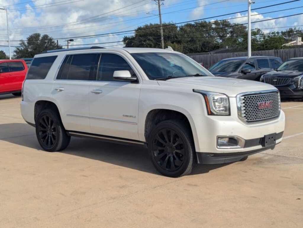 Used 2017 GMC Yukon Denali SUV