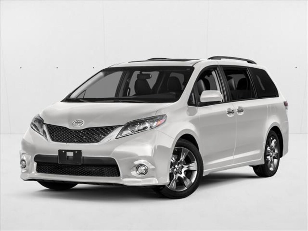 Used 2017 Toyota Sienna SE Van