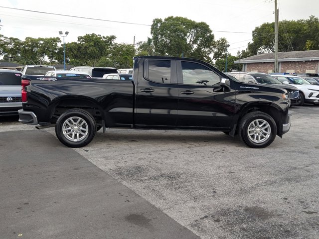 2020 Chevrolet Silverado 1500 LT photo 4