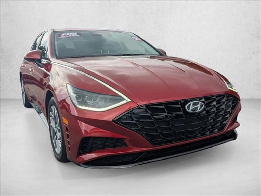 Used 2023 Hyundai Sonata SEL Sedan