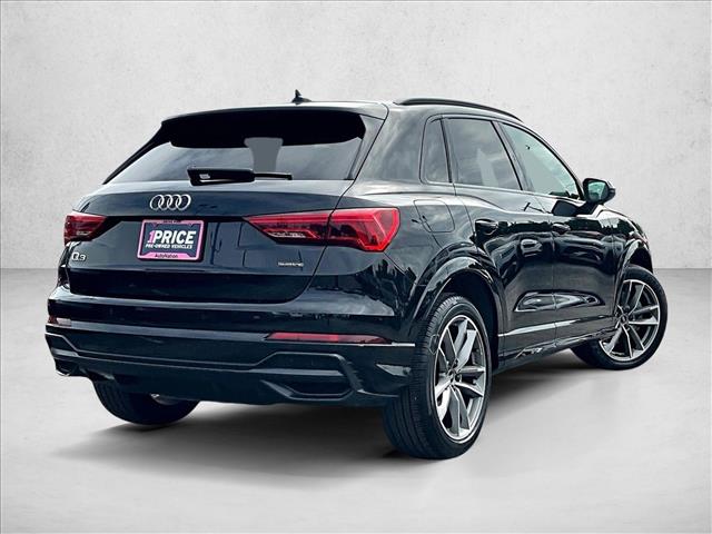 2022 Audi Q3 S line Premium photo 2