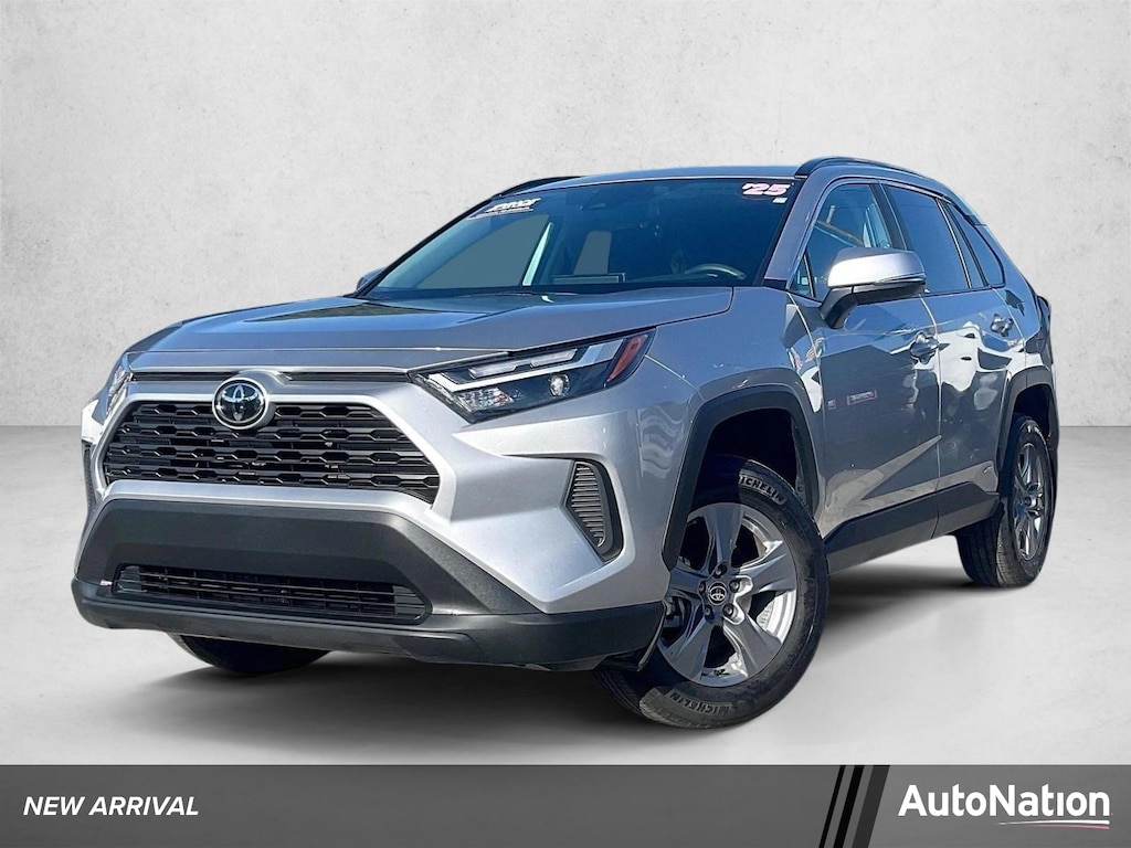 Used 2025 Toyota RAV4 Hybrid Hybrid XLE SUV