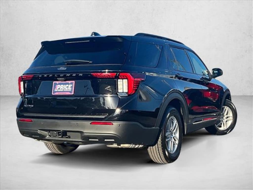 Used 2025 Ford Explorer Active SUV
