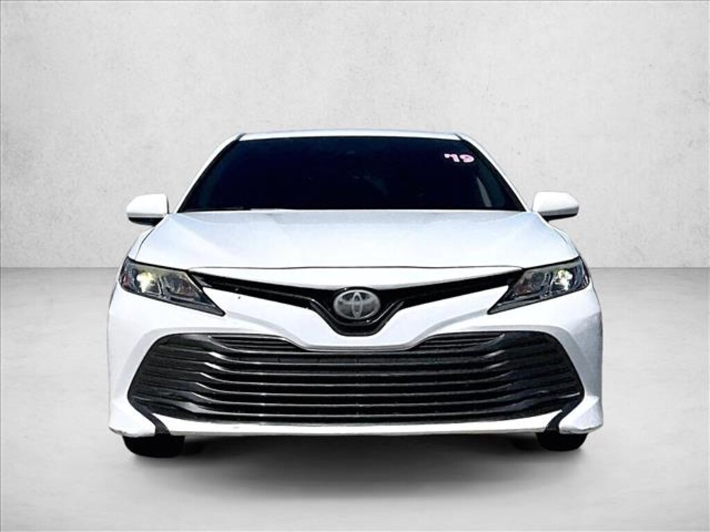 Used 2019 Toyota Camry LE Sedan