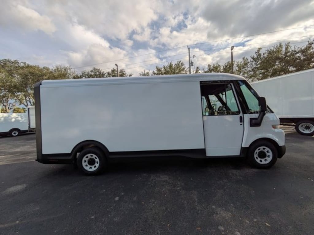 Used 2025 Chevrolet BrightDrop 600 Van Cargo Van