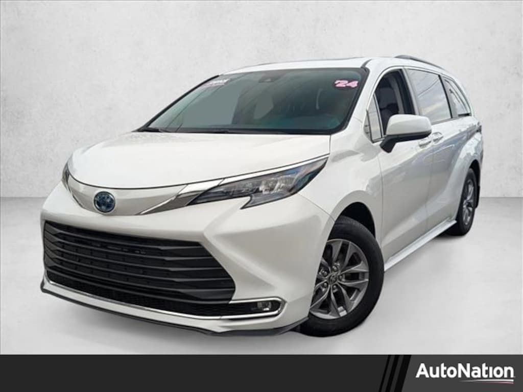 Used 2024 Toyota Sienna XLE Van Passenger Van