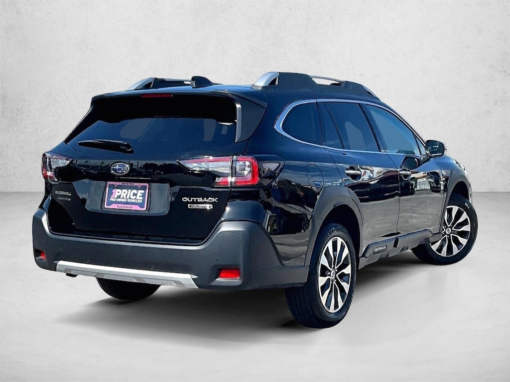 Used 2025 Subaru Outback Touring SUV