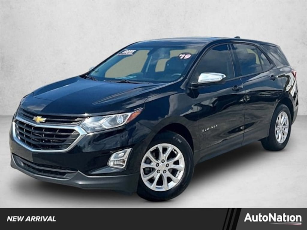Used 2019 Chevrolet Equinox LS SUV