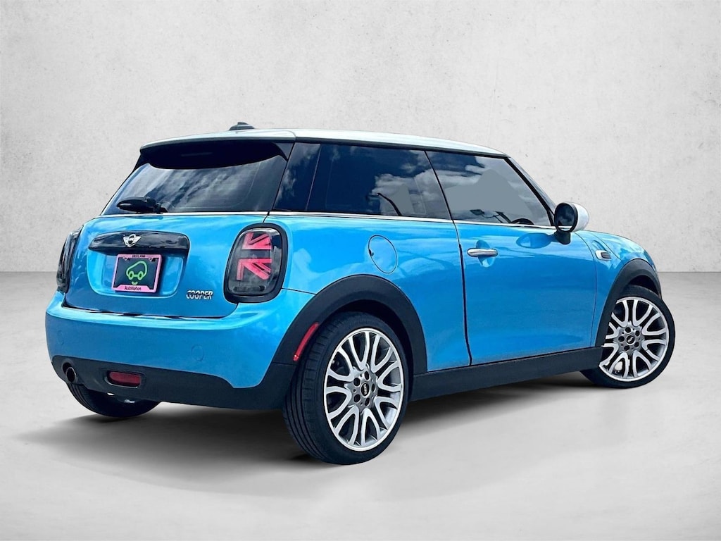Used 2015 MINI Hardtop 2 Door Hatchback