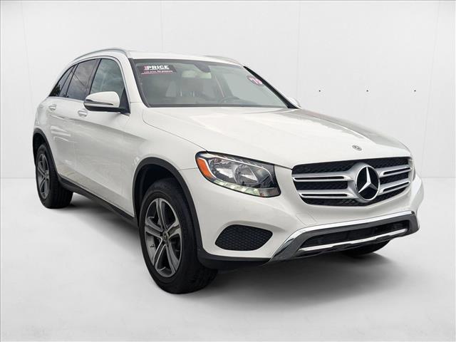 2019 Mercedes Benz GLC 300 photo 2