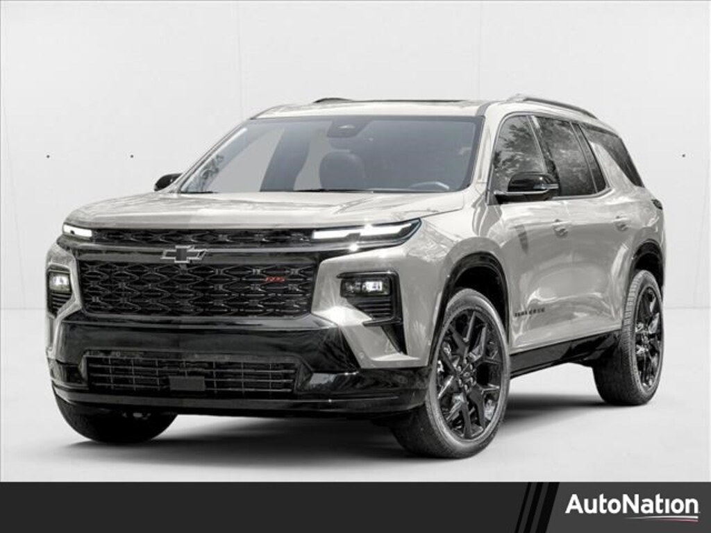 Used 2025 Chevrolet Traverse FWD LT SUV