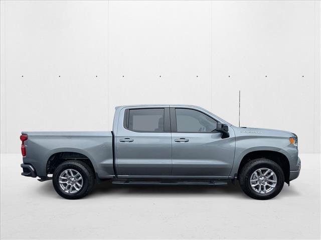 2023 Chevrolet Silverado 1500 RST photo 4