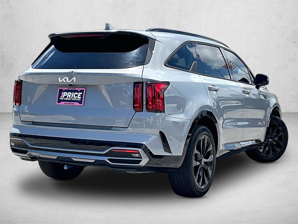 Used 2023 Kia Sorento SX SUV