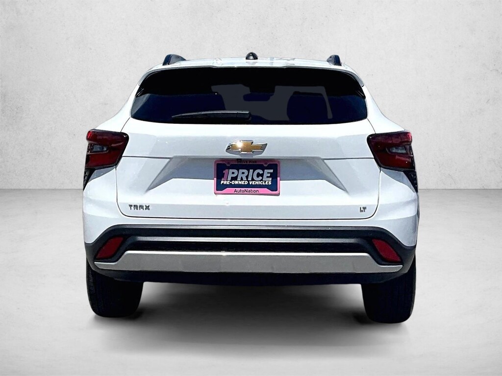Certified 2025 Chevrolet Trax LT SUV