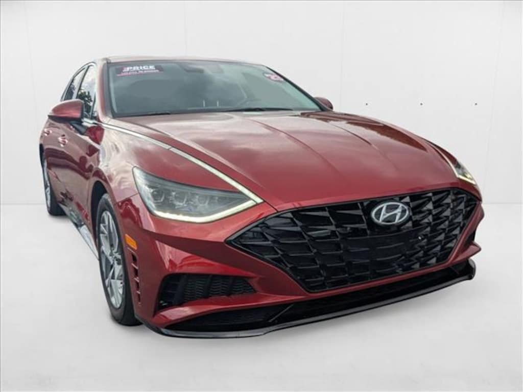 Used 2023 Hyundai Sonata SEL Sedan