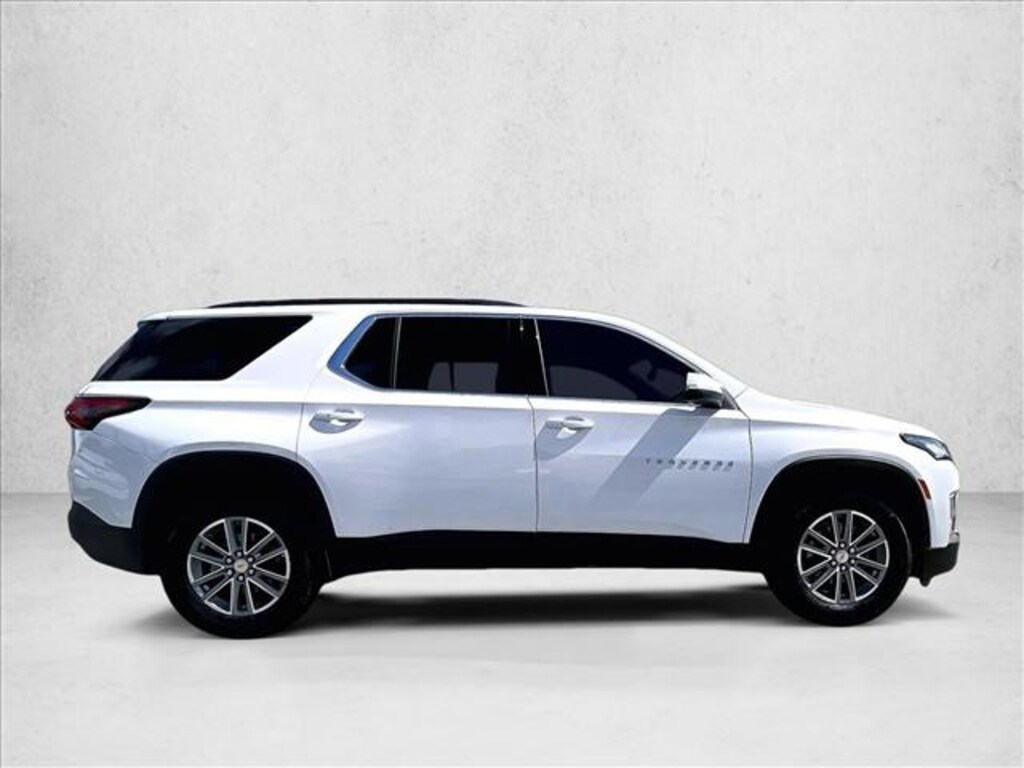 Certified 2023 Chevrolet Traverse LT Cloth SUV