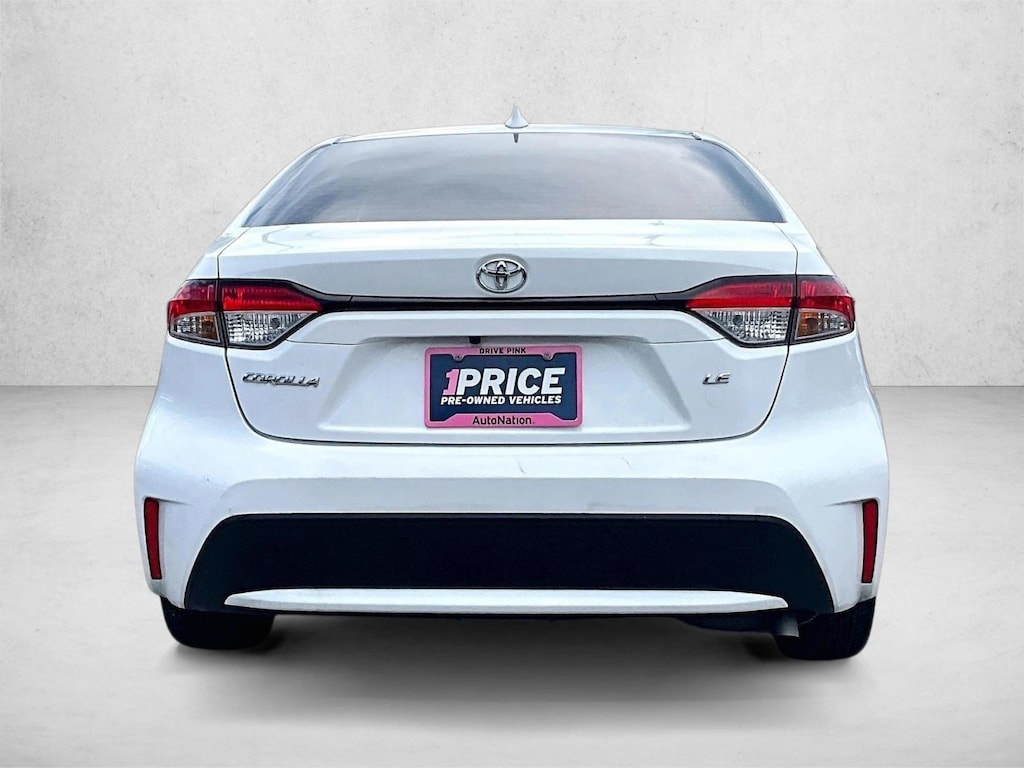 Used 2022 Toyota Corolla LE Sedan