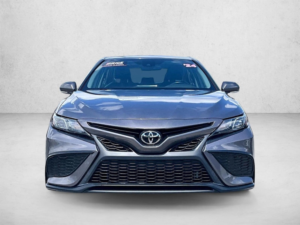 Used 2024 Toyota Camry SE Sedan