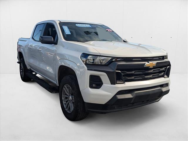 2023 Chevrolet Colorado LT photo 3
