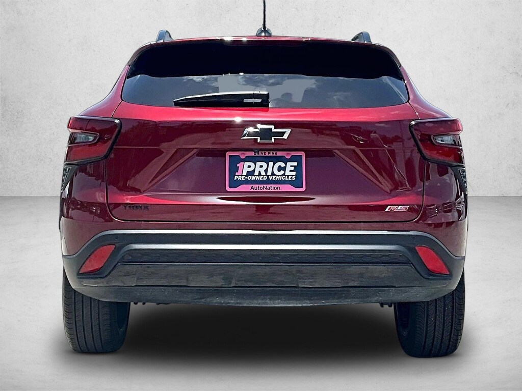 Used 2025 Chevrolet Trax 2RS SUV