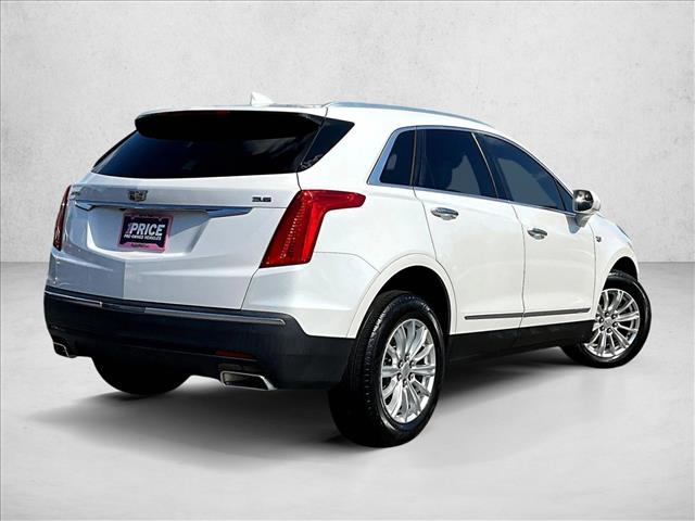 2018 Cadillac XT5 photo 2