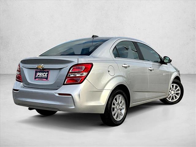 2020 Chevrolet Sonic LT photo 2