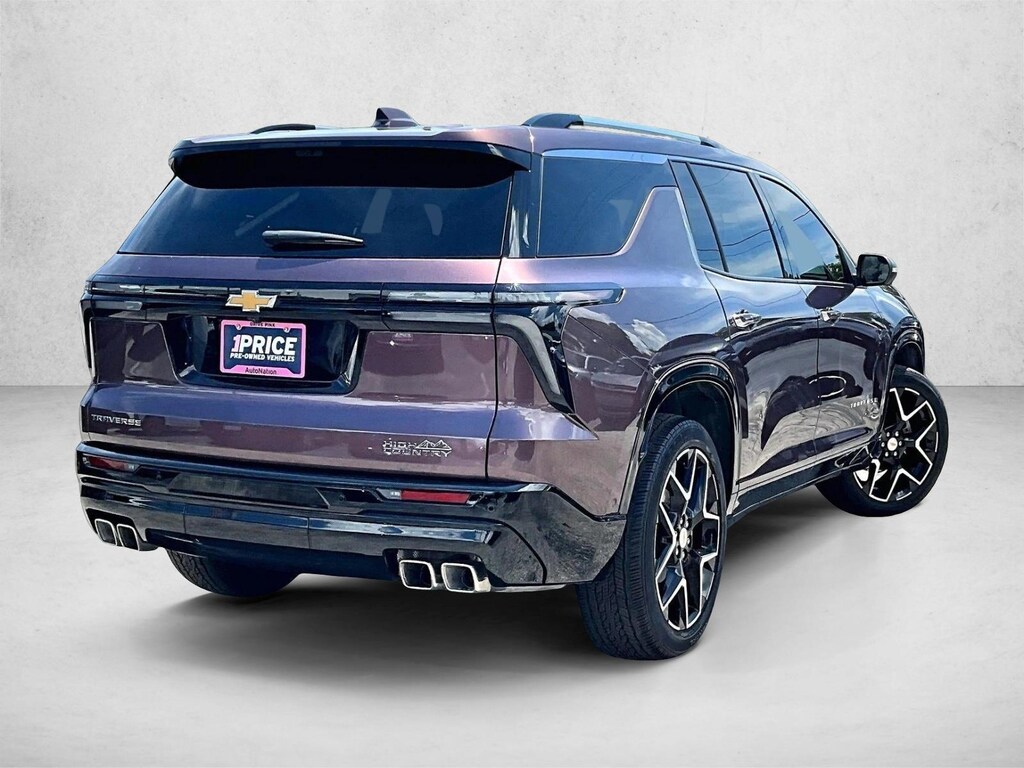Used 2026 Chevrolet Traverse FWD High Country SUV