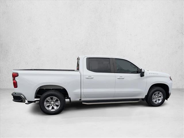2020 Chevrolet Silverado 1500 LT photo 2