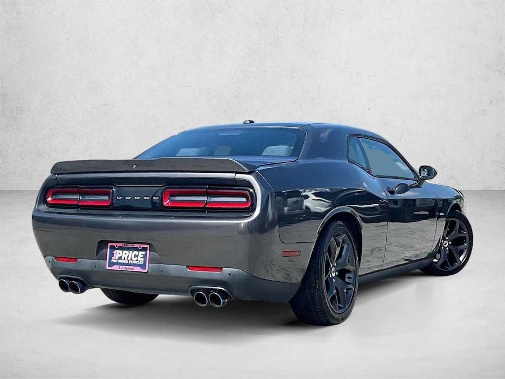 Used 2015 Dodge Challenger R/T Coupe