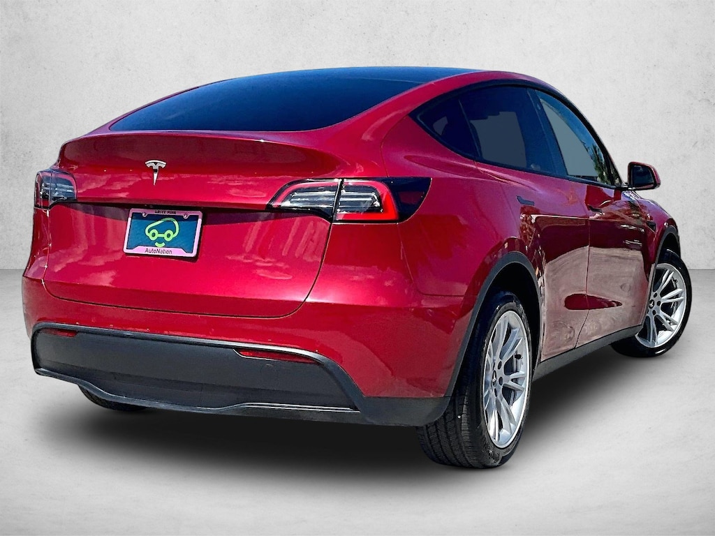 Used 2022 Tesla Model Y Long Range SUV