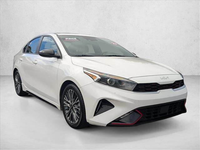 2022 Kia Forte GT-Line photo 3