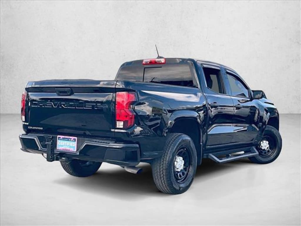 Used 2024 Chevrolet Colorado 2WD Work Truck Truck Crew Cab