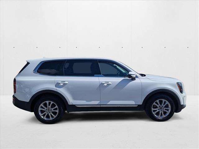 2021 Kia Telluride LX photo 2