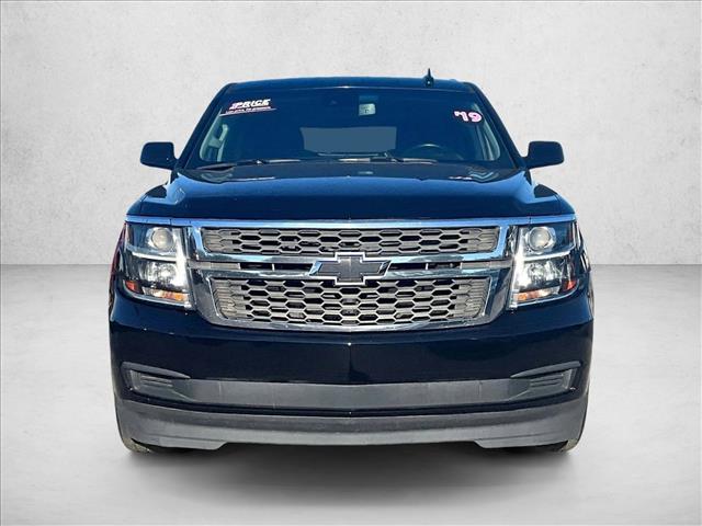 2019 Chevrolet Tahoe LT photo 3
