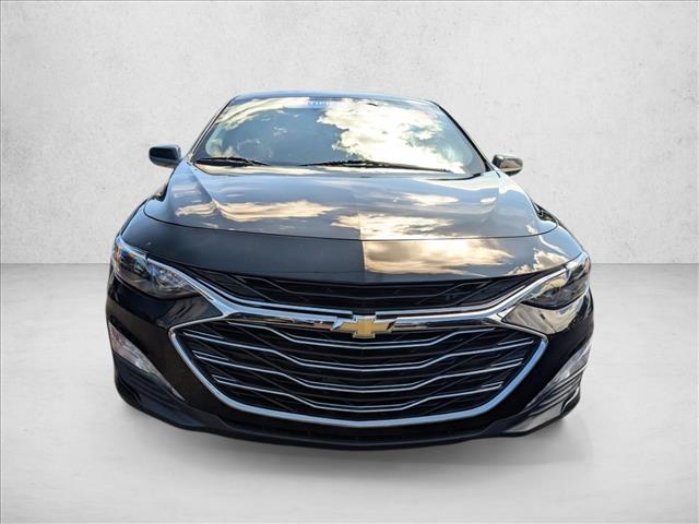 2023 Chevrolet Malibu 1LT photo 2