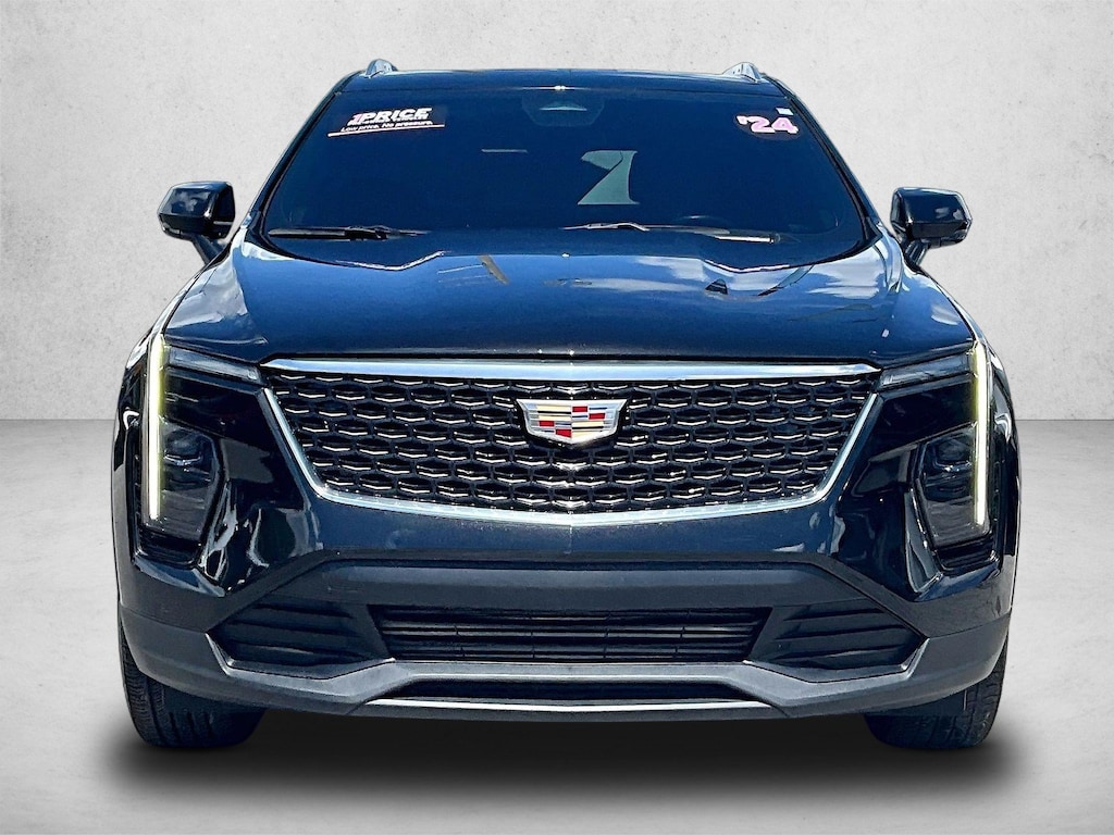 Used 2024 CADILLAC XT4 FWD Luxury SUV
