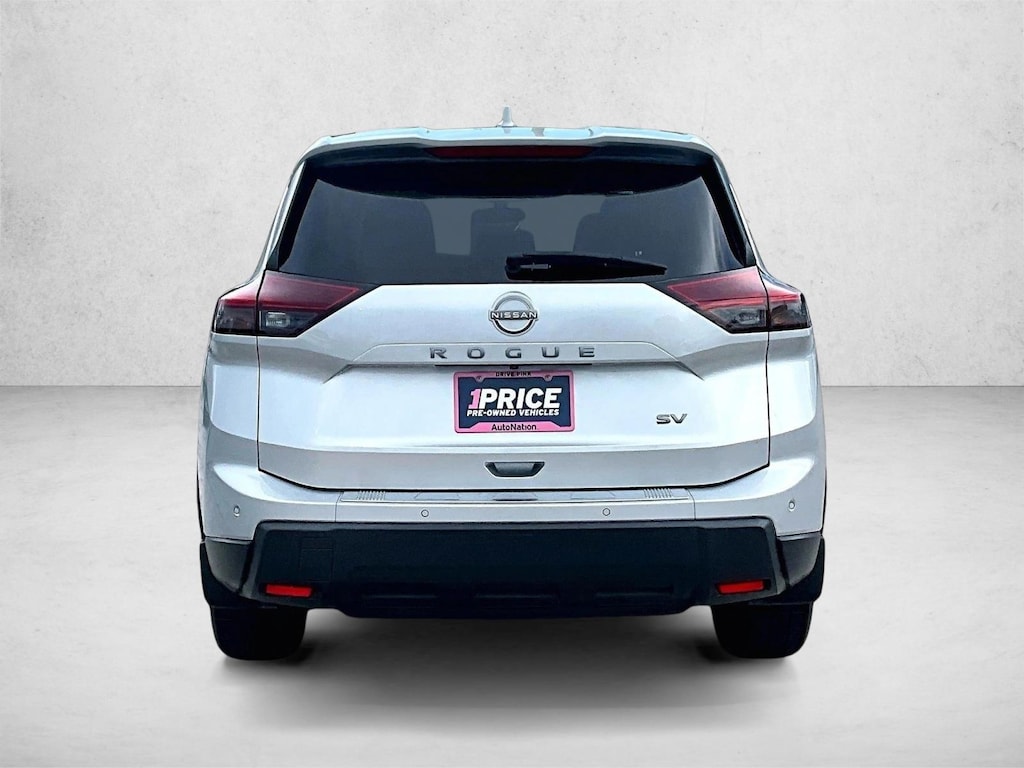 Used 2024 Nissan Rogue SV SUV