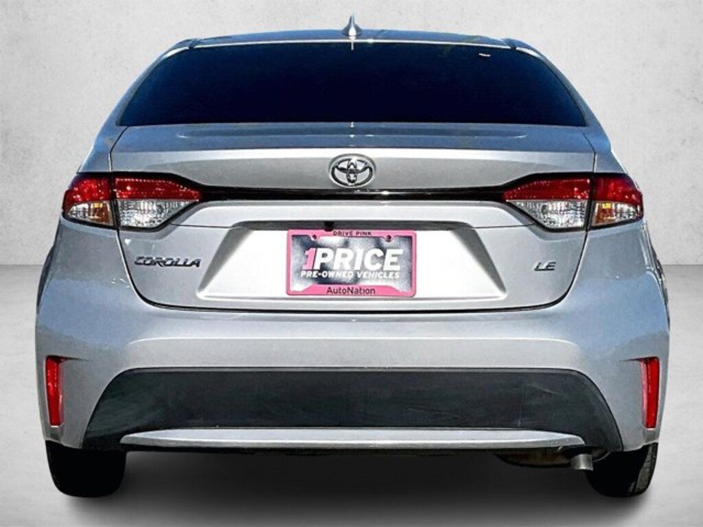 Used 2022 Toyota Corolla LE Sedan