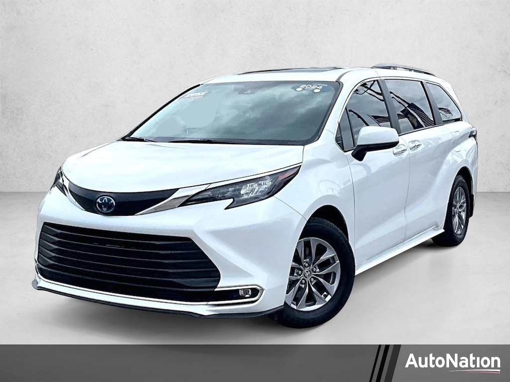 Used 2024 Toyota Sienna XLE Van Passenger Van