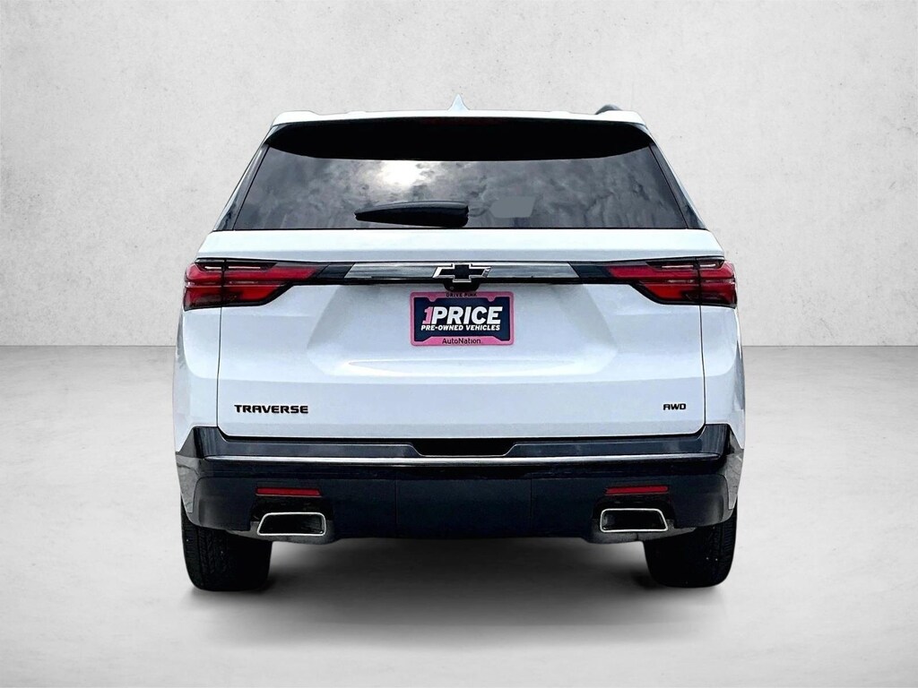 Used 2023 Chevrolet Traverse Premier SUV