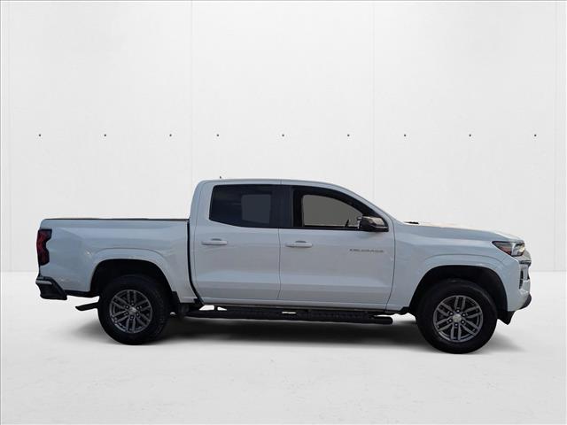 2023 Chevrolet Colorado LT photo 4